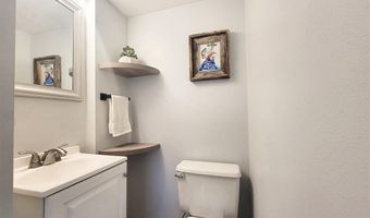 225 Vistaoak Ct, Ballwin, MO 63021