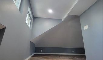 230 Garfield Ave 3rd floor, Bridgeport, CT 06606
