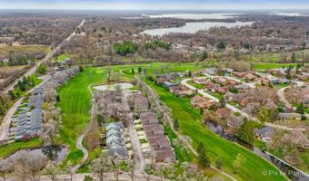 39911 Golf Ln, Antioch, IL 60002