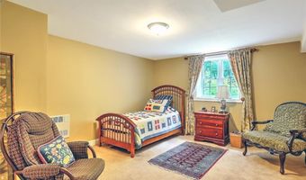 115 Westfield Dr, East Greenwich, RI 02818