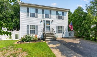 37 Wicken Sq, Albany, NY 12205