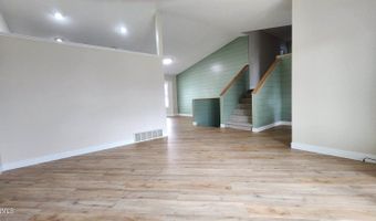 2630 Henry St, Bismarck, ND 58503