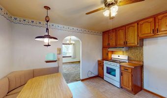 406 Giles Pl, Albert Lea, MN 56007