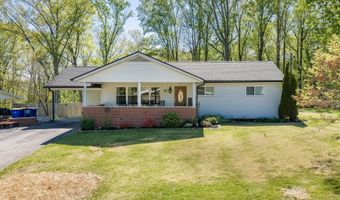 137 Edgewood Dr, Bedford, IN 47421