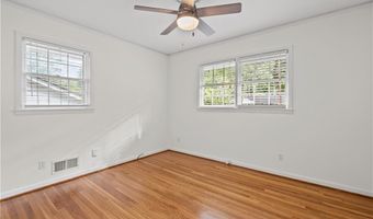 4470 LAKE IVANHOE Dr, Tucker, GA 30084