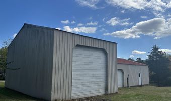 2210 30th St, Bedford, IN 47421