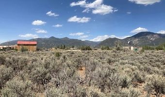 On Sol Grande, Arroyo Seco, NM 87514