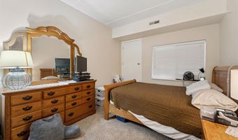 400 N RICHMOND St 323, Appleton, WI 54911