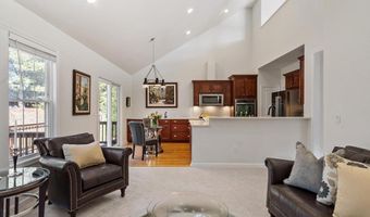 35 Greenside Ln 35, Acton, MA 01720