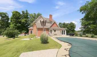 1305 S Kankamp Rd, Angola, IN 46703