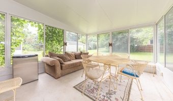 2707 Brandywine Dr, Ann Arbor, MI 48104
