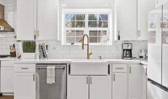 1890 W ROCK HOLLOW Rd, Bluffdale, UT 84065