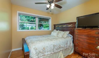 39 N Pershing Rd, Asheville, NC 28805