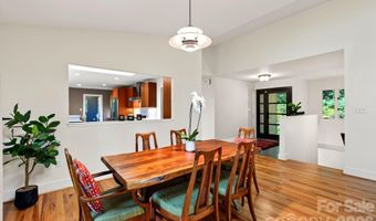 12 Beech Tree Ln, Asheville, NC 28804
