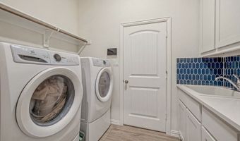 312 Honey Brook Ln, Aledo, TX 76008