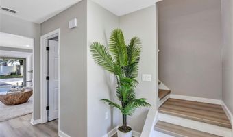 716 GOLFVIEW St, Orlando, FL 32804