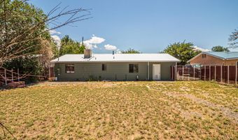 612 HONEYLOCUST St, Bloomfield, NM 87413