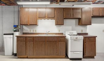 307 14th Pl NW, Austin, MN 55912