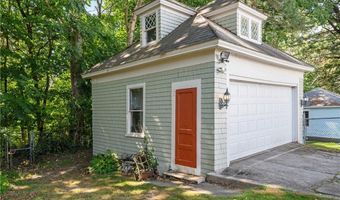 74 Highland St, Woonsocket, RI 02895