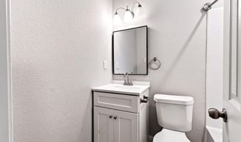 2154 Floyd Dr, Biloxi, MS 39531