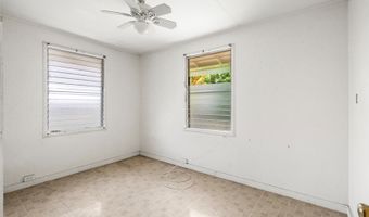 319 Kihapai St C, Kailua, HI 96734
