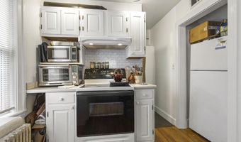 9 Pleasant St, Bath, ME 04530