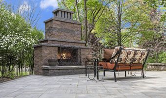 2891 Gale Rd, Ann Arbor, MI 48105