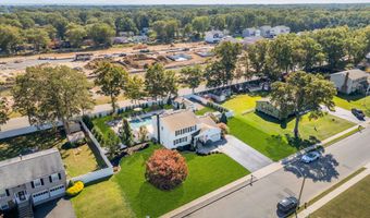 23 Pelican Dr, Bayville, NJ 08721