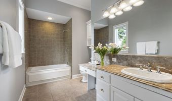 30 Daniel Trce, Burlington, CT 06013