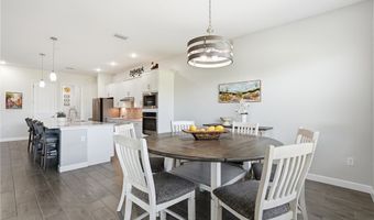 17040 Serengeti Cir, Alva, FL 33920