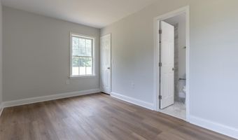 12491 CLINTON HEIGHTS Dr, Ashland, VA 23005