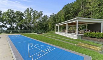 161 Buttonwood Dr, Brattleboro, VT 05301