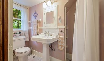4951 W Liberty Rd, Ann Arbor, MI 48103