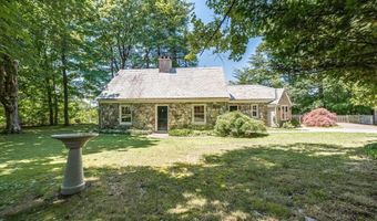 18 Plum Tree Rd, Amherst, MA 01002