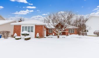 41 Meadow Spring Ct, Amherst, NY 14051