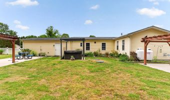 114 E HOLLY Dr, Lincoln, DE 19960