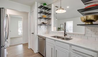 208 Cheyenne Trl, Alvarado, TX 76009