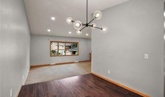 13820 Holyoke Path, Apple Valley, MN 55124