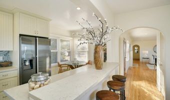 4388 Middlesex Dr, San Diego, CA 92116