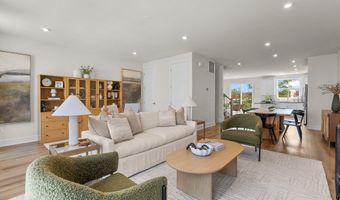 42131 SHINING STAR Sq, Ashburn, VA 20148