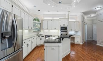 940 Waters Reach Ct, Alpharetta, GA 30022