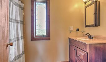 1151 Panorama Dr, Abingdon, VA 24210
