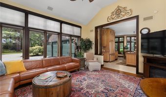 17 Pojac Point Rd, North Kingstown, RI 02852