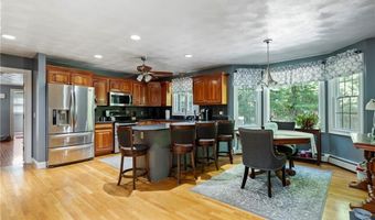55 Little Pond County Rd, Cumberland, RI 02864