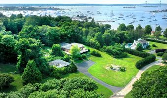 3 Harbor View Dr, Newport, RI 02840