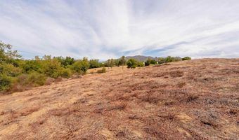 1738 Via De Lago, Fallbrook, CA 92028