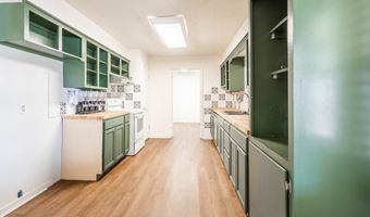309 SW 10th St, Andrews, TX 79714