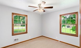 2707 Oakwood Dr, Bardstown, KY 40004