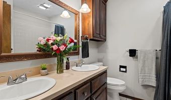 1800 SE Polaris Dr, Bartlesville, OK 74006