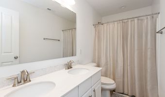 2473 Commons Ct, Avon, IN 46123